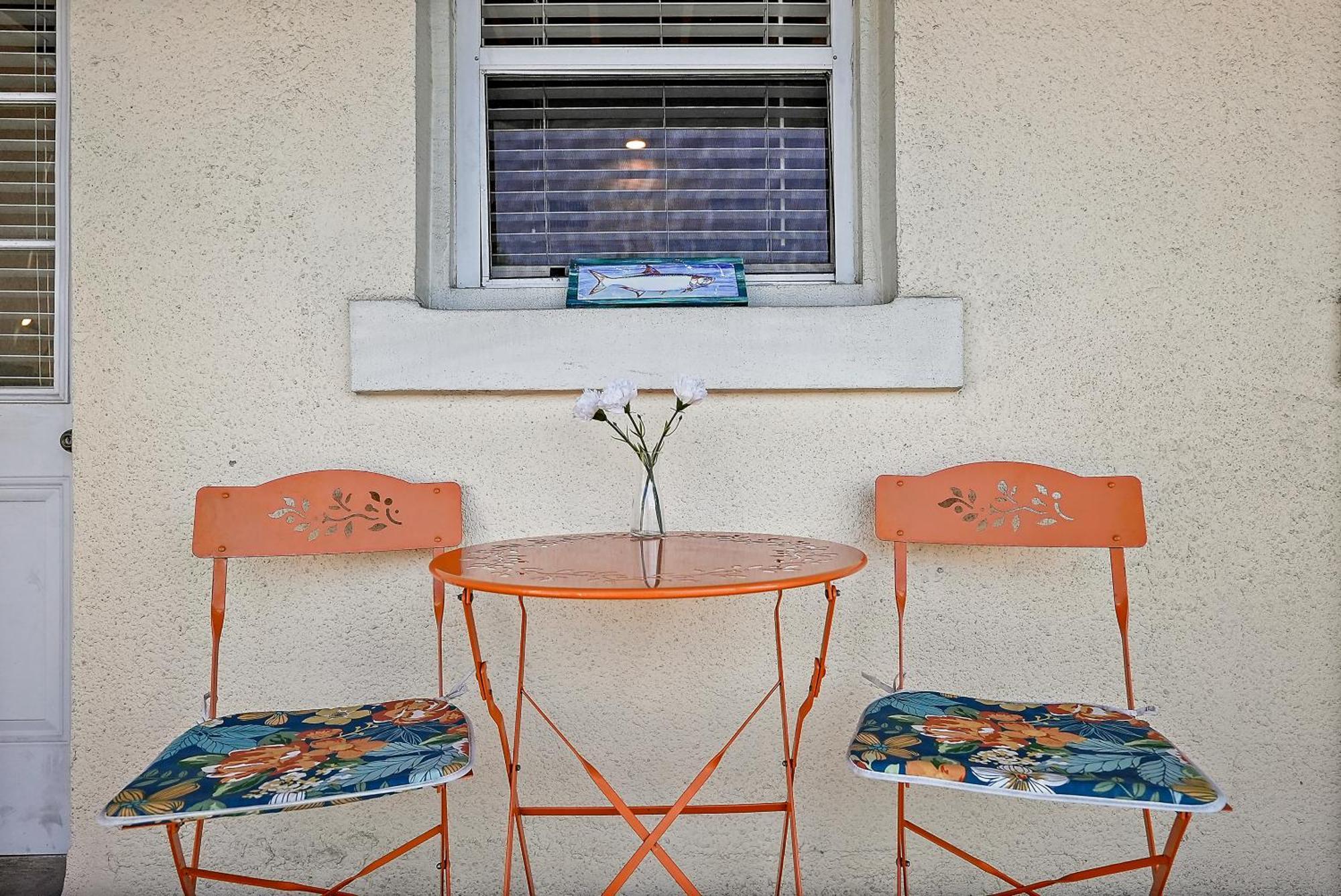Villa Wine-Dine-Sunshine Cozy Flat In The Heart Of Dtsp Sankt Petersburg Exterior foto